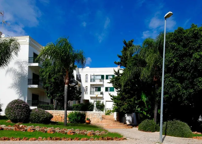 Blue House, Tavira Conceição